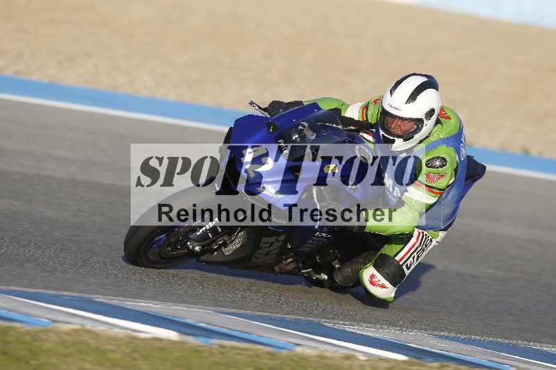 /02 29.01.-02.02.2024 Moto Center Thun Jerez/Gruppe gruen-green/42